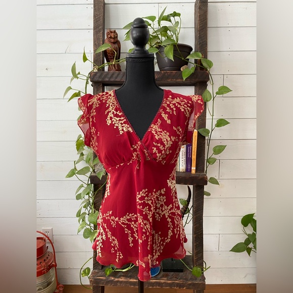 Helium: Red V Neck Top with Lace Trim - Picture 4 of 17